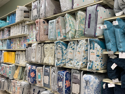 Home Goods Store «Christmas Tree Shops», reviews and photos, 5450 Brandywine Pkwy, Wilmington, DE 19803, USA