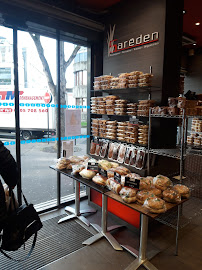 Vitrine du Restaurant servant le petit-déjeuner Saréden à Paris - n°13