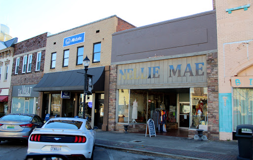 Nellie Mae Boutique, 110 S Main St, Tuscumbia, AL 35674, USA, 