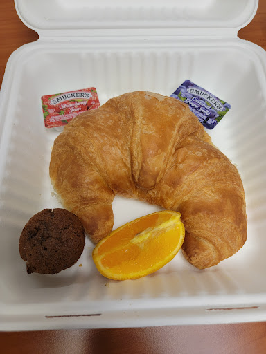 Restaurant «La Baguette French Bread and Pastry Shop», reviews and photos, 3088 Poplar Ave, Memphis, TN 38111, USA