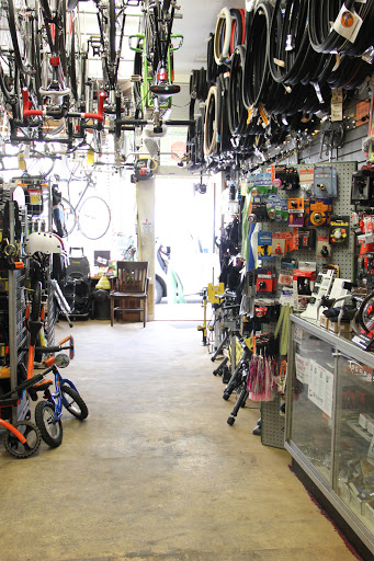 Bicycle Store «Ferris Wheels Bike Shop», reviews and photos, 66 South St, Jamaica Plain, MA 02130, USA