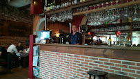Atmosphère du Restaurant La Petite Belgique à Chéreng - n°13
