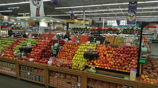 Grocery Store «Hy-Vee», reviews and photos, 1500 Central Park Commons Dr, Eagan, MN 55121, USA