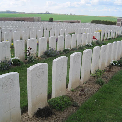cimetière britannique de Puchevillers à Puchevillers