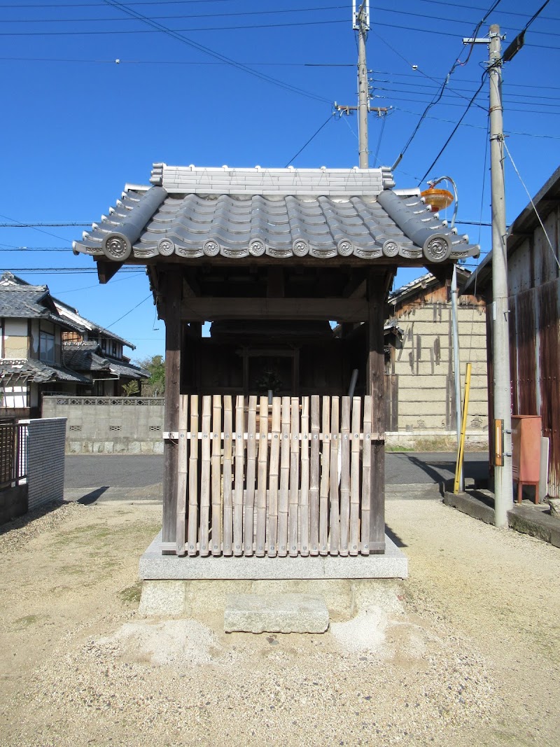 進藤神社