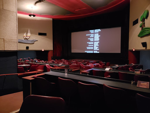 Movie Theater «Fox Bay Cinema Grill», reviews and photos, 334 E Silver Spring Dr, Milwaukee, WI 53217, USA