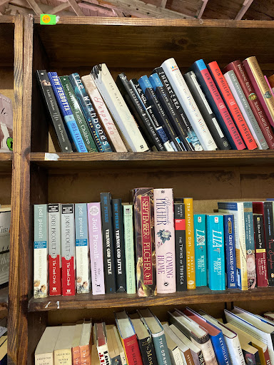 Book Store «Open Books», reviews and photos, 905 W 19th St, Chicago, IL 60608, USA