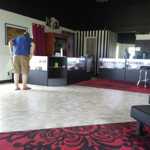 Vaporizer Store «Mafia Street Vapor Company», reviews and photos, 501 McCann Rd, Longview, TX 75601, USA