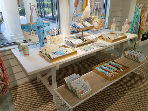 Shopping Mall «Shelter Cove Towne Centre», reviews and photos, 40 Shelter Cove Ln, Hilton Head Island, SC 29928, USA