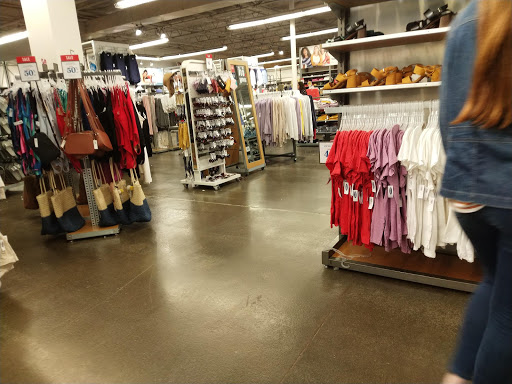 Clothing Store «Old Navy», reviews and photos, 100 Viewmont Mall, Scranton, PA 18508, USA