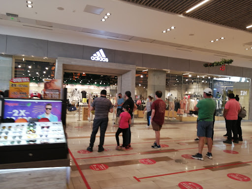 adidas Store Santiago, Plaza Norte