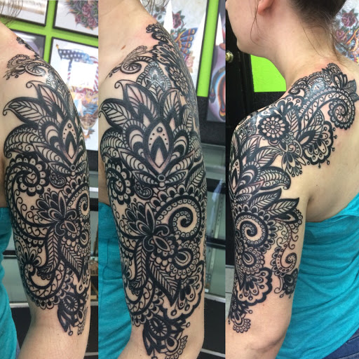 Tattoo Shop «Electric Voodoo Tattoo», reviews and photos, 34 Union Way # A, Vacaville, CA 95687, USA