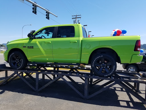 Car Dealer «Enumclaw Chrysler Jeep Dodge», reviews and photos, 726 Roosevelt Ave, Enumclaw, WA 98022, USA