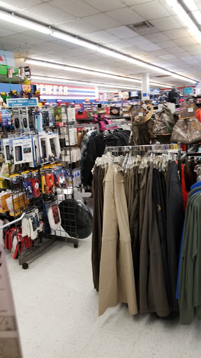 Sporting Goods Store «Big 5 Sporting Goods - El Toro», reviews and photos, 24314 Swartz Dr, Lake Forest, CA 92630, USA