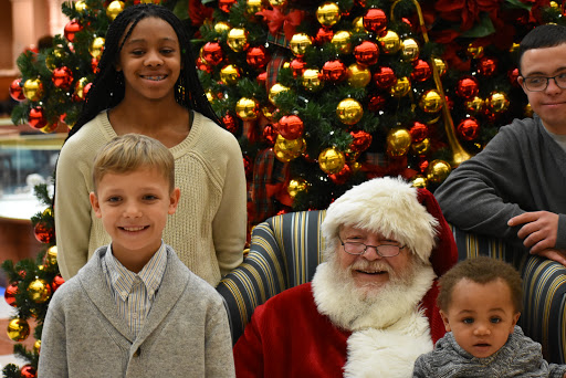 Department Store «Von Maur», reviews and photos, 115 Iowa River Landing Pl, Coralville, IA 52241, USA