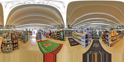 Liquor Store «31-W Liquor Store», reviews and photos, 435 N Main St, Goodlettsville, TN 37072, USA