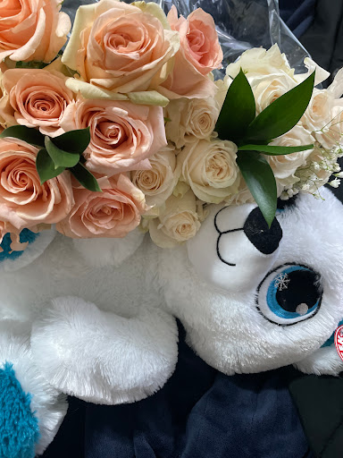 Florist «Flowers For You», reviews and photos, 1101 Washington St, Waukegan, IL 60085, USA