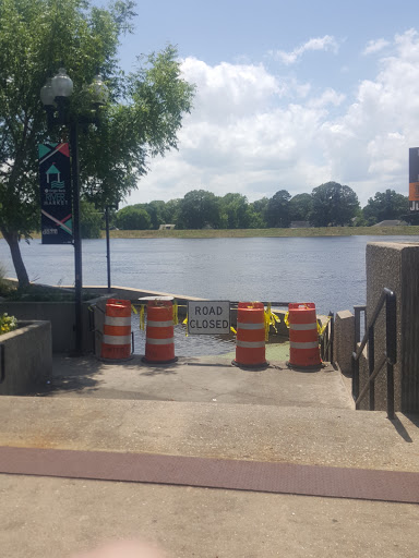 District Justice «Ouachita Parish District Judge», reviews and photos