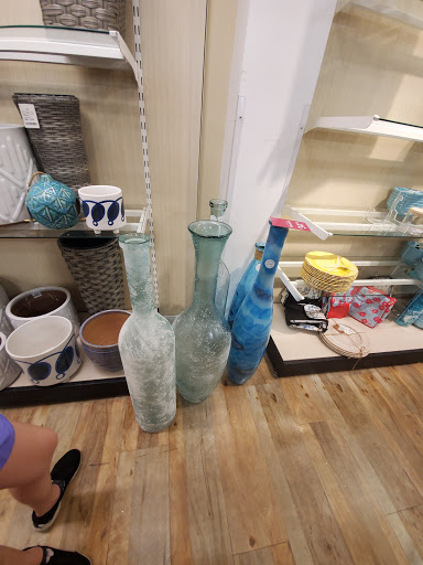 Department Store «HomeGoods», reviews and photos, 7055 Market Pl Dr, Aurora, OH 44202, USA