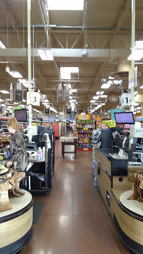 Grocery Store «Kroger Marketplace», reviews and photos, 1931 Jesse Jewell Pkwy SE, Gainesville, GA 30501, USA