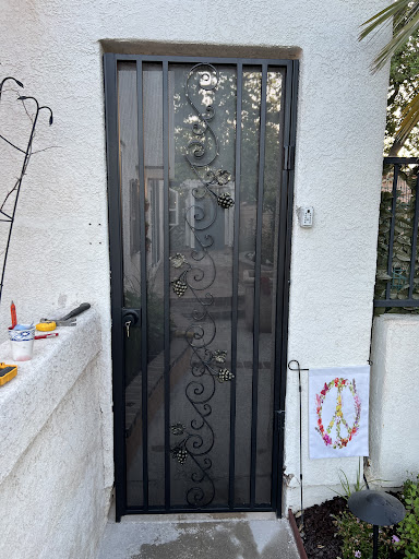 Iron Art Design image