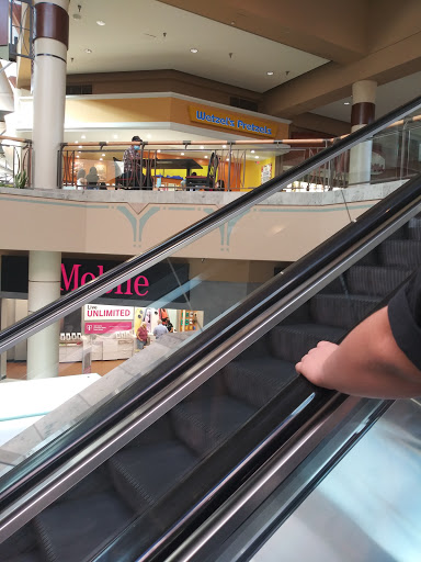 Shopping Mall «Superstition Springs Center», reviews and photos, 6555 E Southern Ave, Mesa, AZ 85206, USA