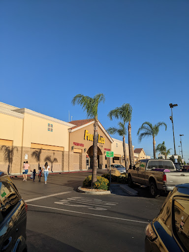 Grocery Store «Food 4 Less», reviews and photos, 1150 N Pepper Ave, Colton, CA 92324, USA