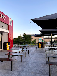 Photo n°45 de KFC Albi à Lescure-d'Albigeois ()