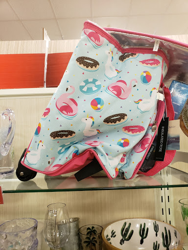 Department Store «HomeGoods», reviews and photos, 65 Commerce Way, Seekonk, MA 02771, USA