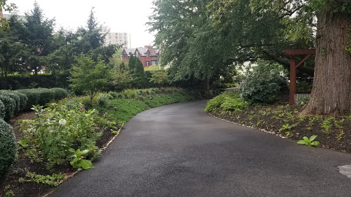 Fine Dining Restaurant «University And Whist Club», reviews and photos, 805 N Broom St, Wilmington, DE 19806, USA