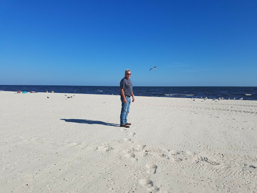 Recreation Center «Herbert Wilson Recreation Center», reviews and photos, 3225 Hancock Ave, Gulfport, MS 39507, USA