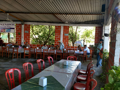 Restaurante y marisquería Tony - México 51 58, Progreso, 40600 Tlapehuala, Gro., Mexico