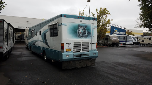 RV dealer Gresham