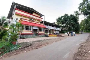 Hotel Shivneri Tapola image