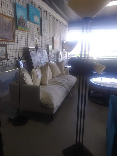 Thrift Store «Pomona Valley Habitat For Humanity ReStore», reviews and photos, 4609 Holt Blvd, Montclair, CA 91763, USA