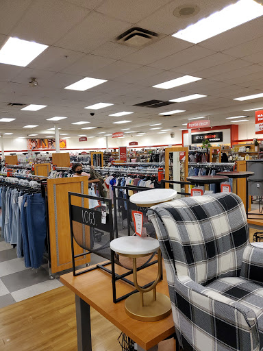 Department Store «T.J. Maxx», reviews and photos, 5063 Business Center Dr, Fairfield, CA 94533, USA