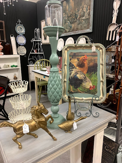 Sweet Pickins' Antique Mall