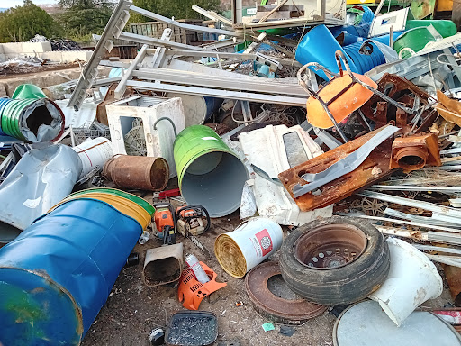 Photo 1 - Épaviste à Saint-Étienne-de-Fontbellon