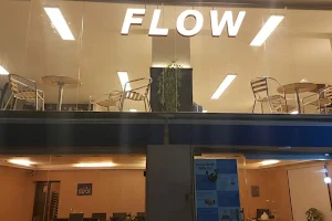 flow cafe image