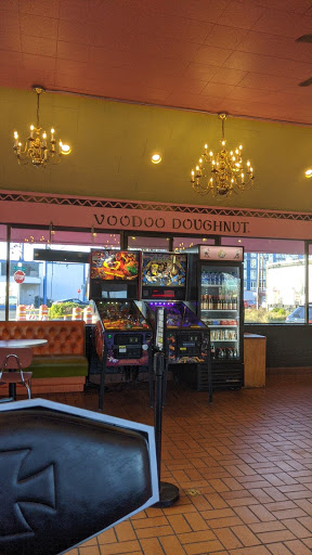 Donut Shop «Voodoo Doughnut Too», reviews and photos, 1501 NE Davis St, Portland, OR 97232, USA