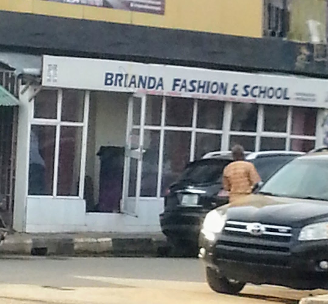 Brianda Fashion and School