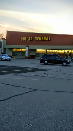 Dollar General, 5679 S 27th St, Milwaukee, WI 53221, USA, 