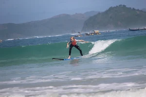 Saka surf school image