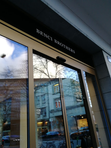 Läden, um Lederstiefeletten für Damen zu kaufen Zürich