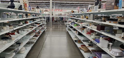 Thrift Store «Value Village», reviews and photos, 16700 Southcenter Pkwy, Tukwila, WA 98188, USA