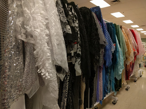 Fabric Store «Jo-Ann Fabrics and Crafts», reviews and photos, 3370 S Glenstone Ave, Springfield, MO 65804, USA