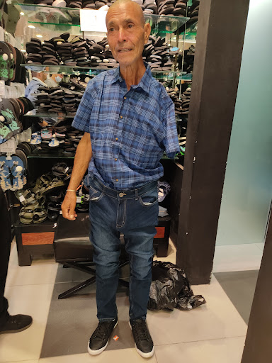 Tiendas para comprar pantalones chinos hombre Valencia