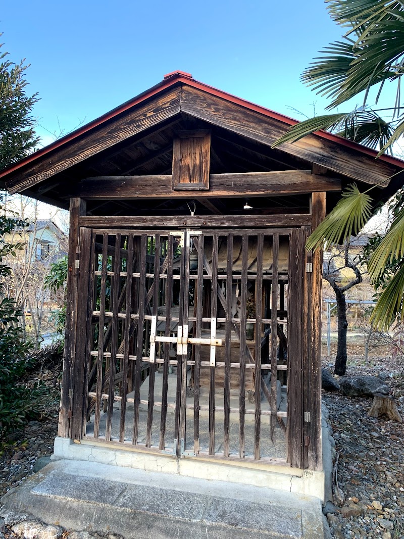 諏訪神社、神明神社