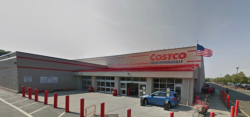 Warehouse store «Costco Wholesale», reviews and photos, 125 Beacon Dr, Holbrook, NY 11741, USA