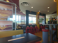 Atmosphère du Restauration rapide McDonald's à Mûrs-Erigné - n°9